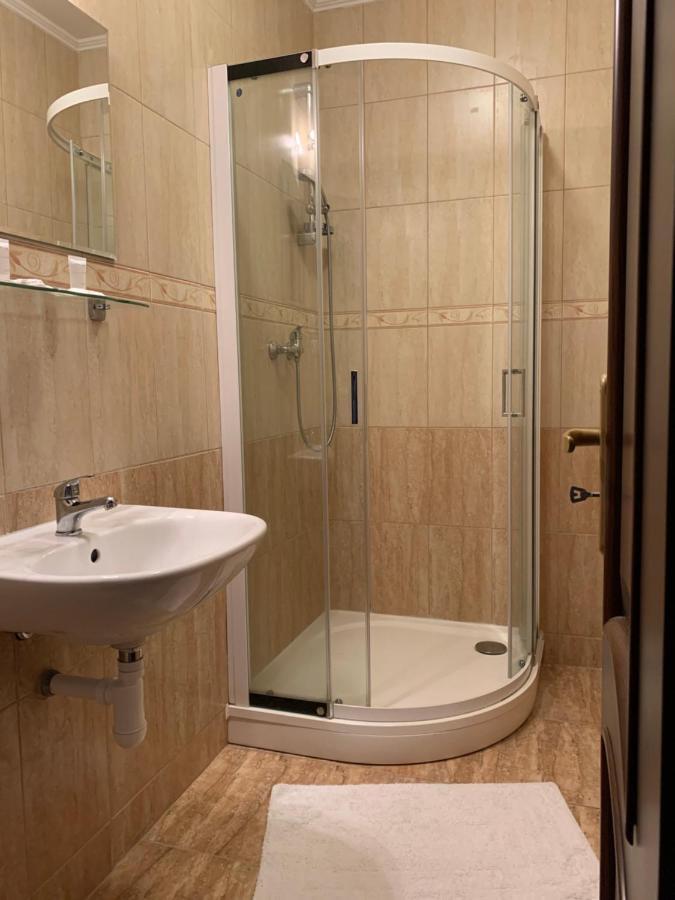 מלצקי Hotel Tatra מראה חיצוני תמונה