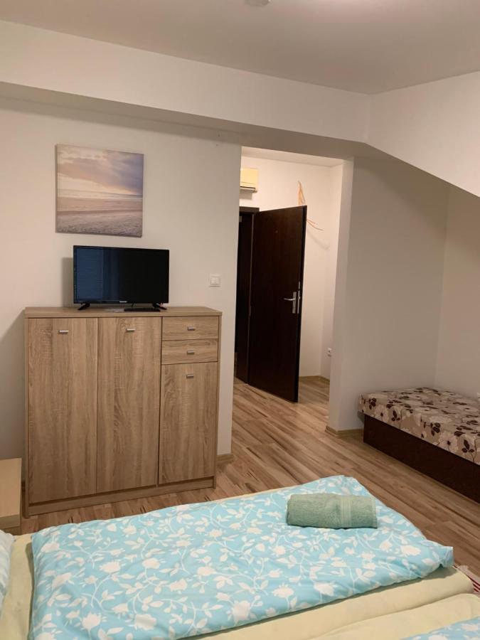 מלצקי Hotel Tatra מראה חיצוני תמונה